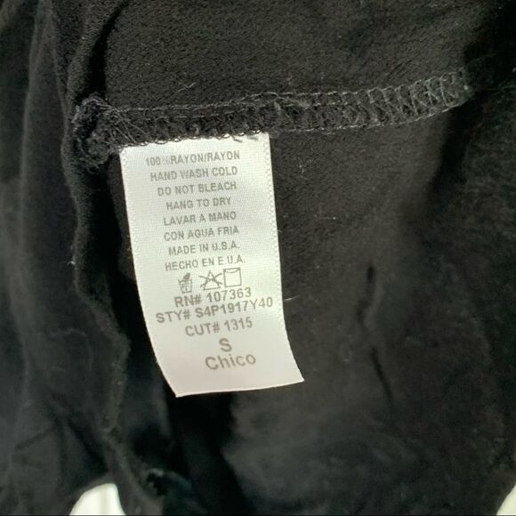 Black Open Back Lace Crochet Trim Romper - Picture 7 of 9